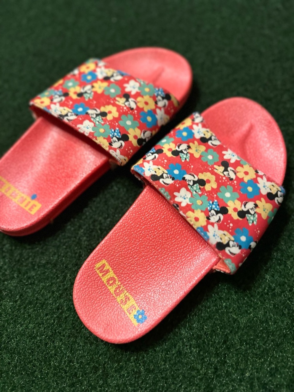 Disney Red Kids Slide Sandals with Floral Minnie Print - Picture 4 of 6